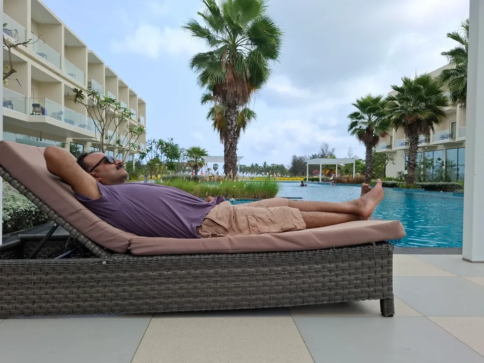 An Easy Beach Resort Packing Checklist for Couples and Families